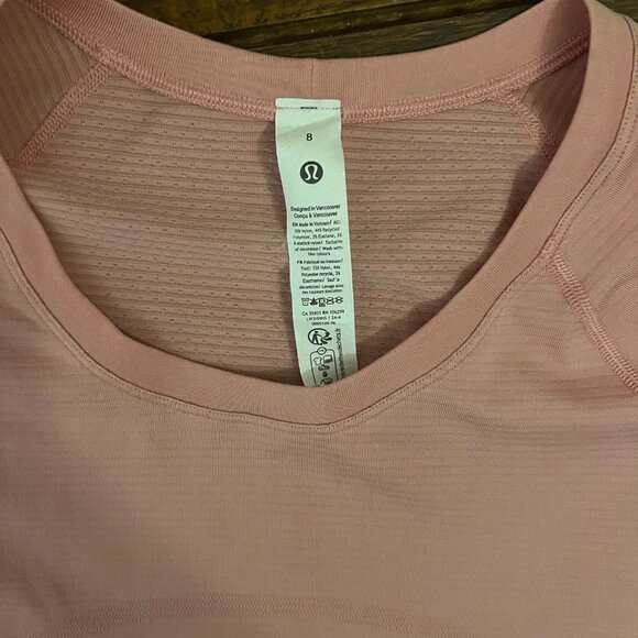 NWT Swiftly Tech Short Sleeve 2.0 - Pink Tide - Size 8 - Picture 3 of 6